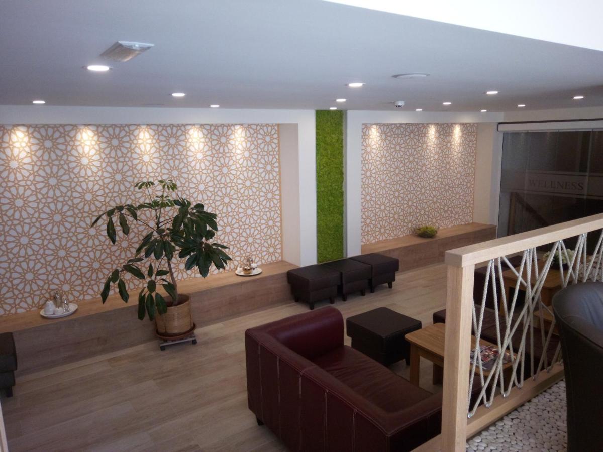 Hotel Oazis Hotel***