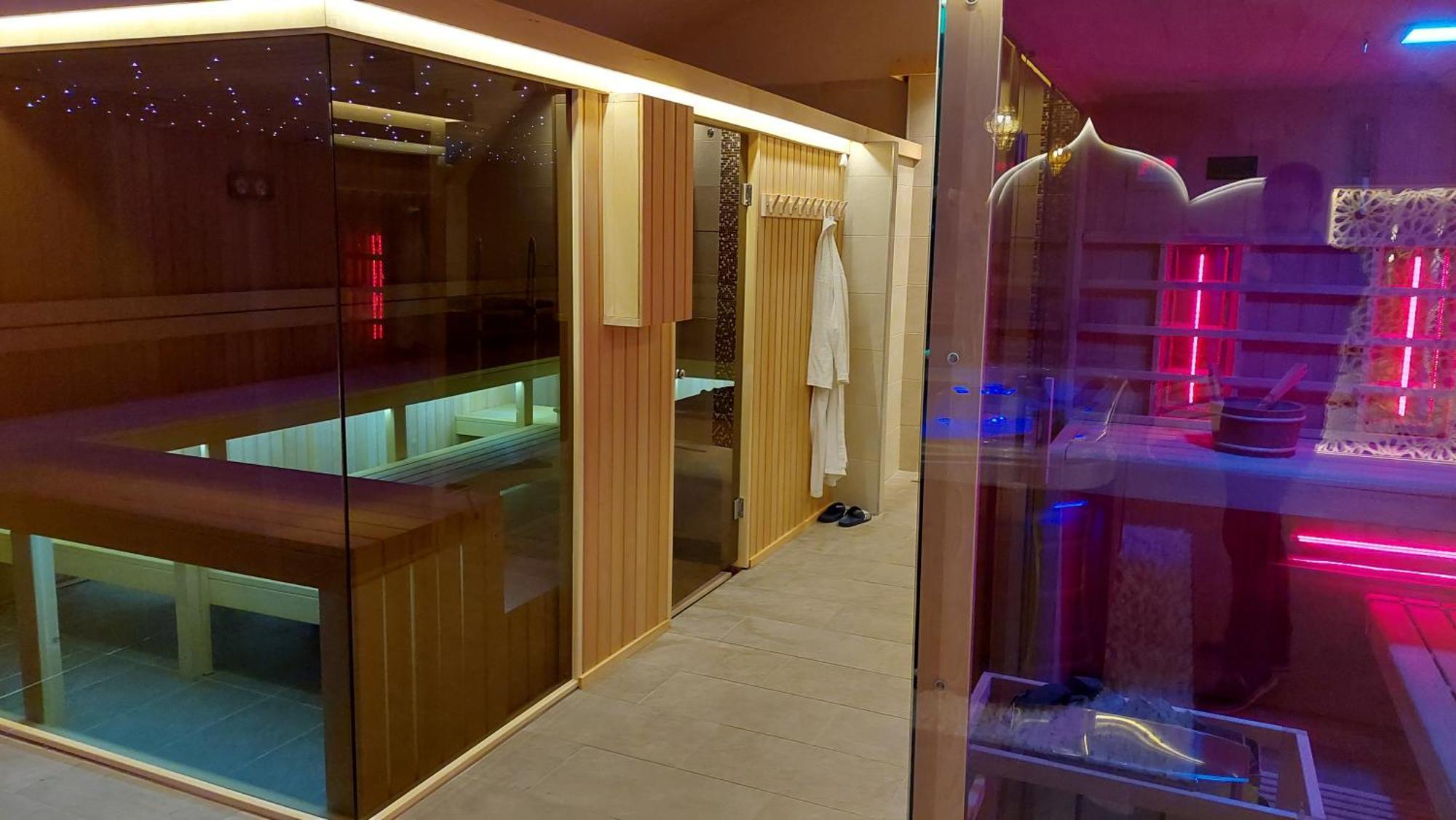 Oazis Hotel*** Hotel 4*