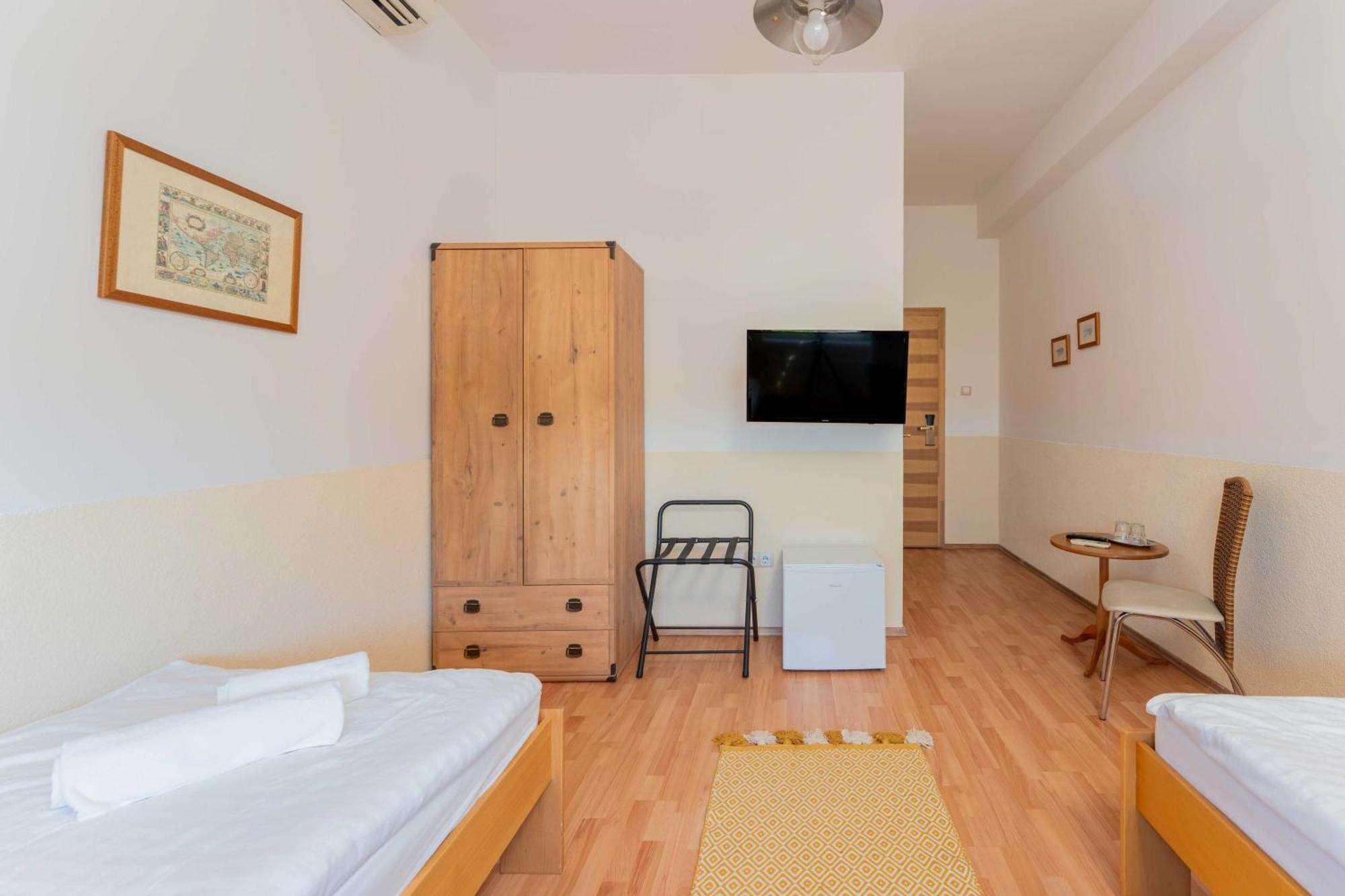 Oazis Hotel***