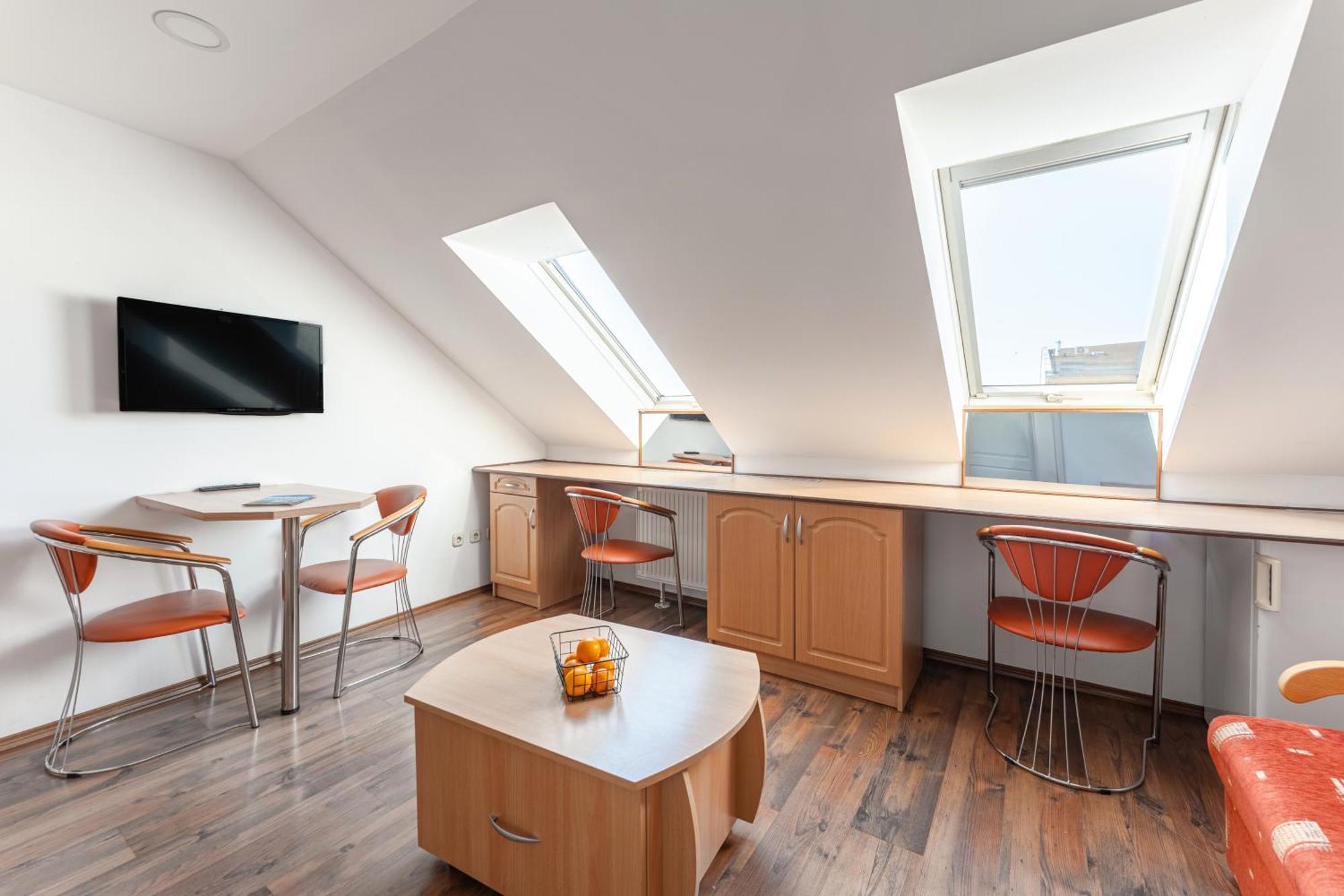 Hotel Oazis Hotel*** 4*