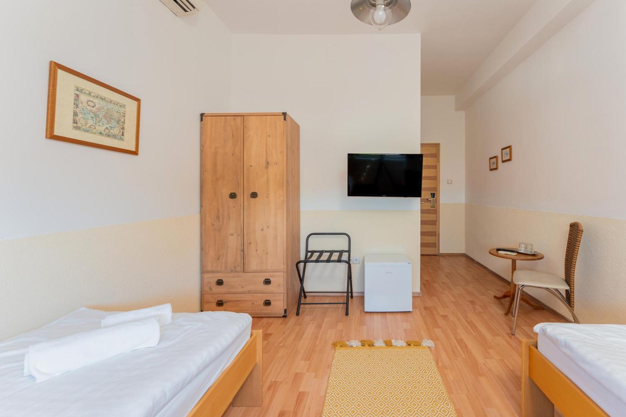 Oazis Hotel*** 4*