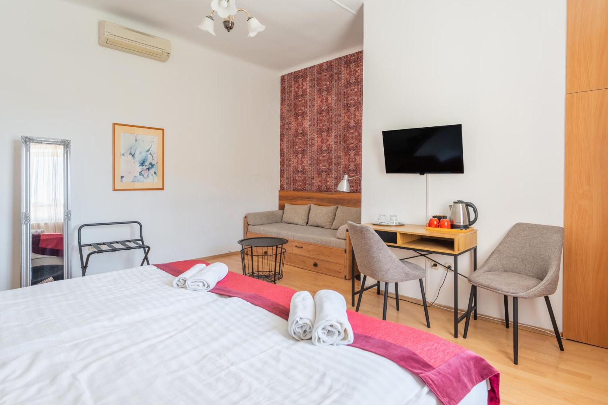 Hotel Oazis Hotel***